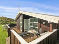 "Larisa" - 250m from the Sea 索爾圖姆住宿飯店