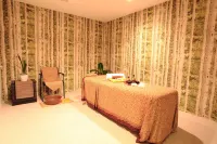 Harris Hotel & Conventions Ciumbuleuit - Bandung - spa