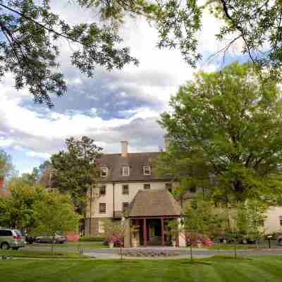 Boar's Head Resort Hotel Exterior