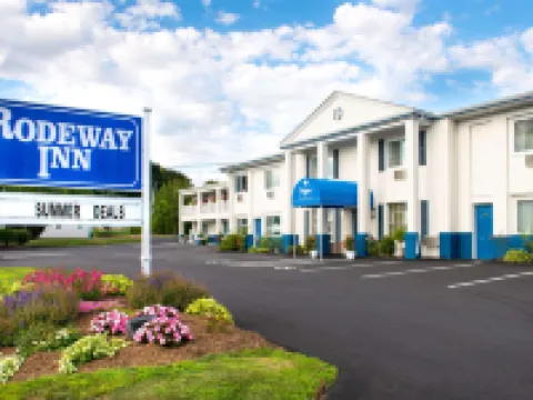 Rodeway Inn Hotels in Middletown