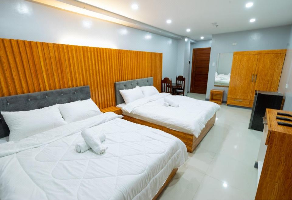 Grand Mercy Hotel