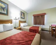 Econo Lodge Inn & Suites
