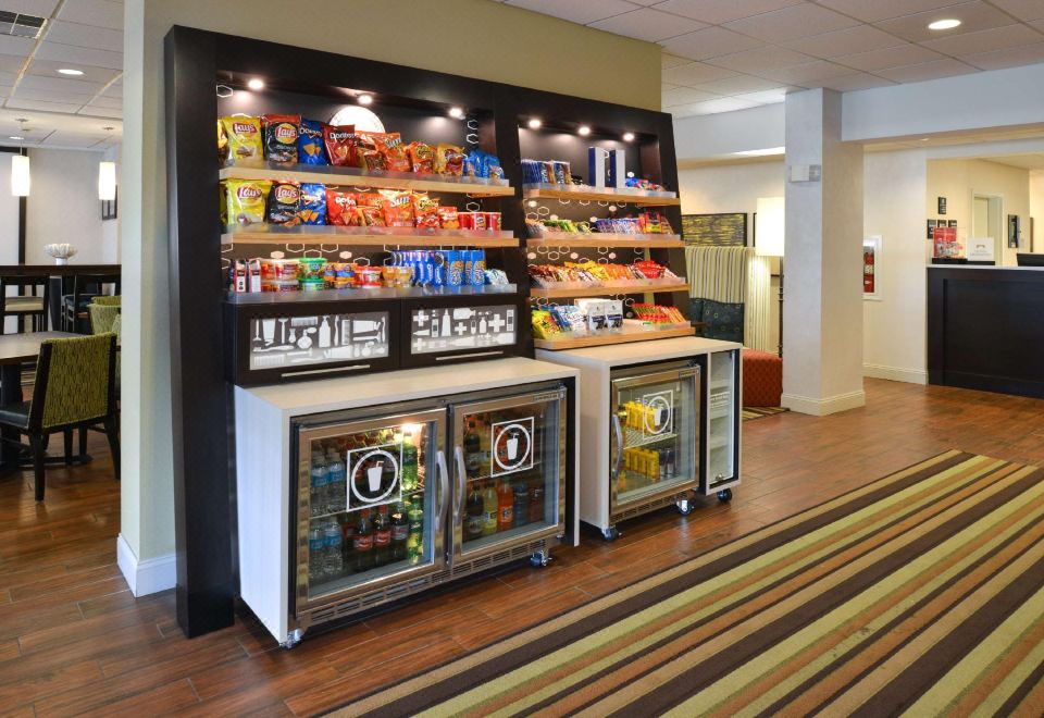 5. 햄프턴 인 카번..