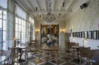 Helguera Palacio Boutique & Antique