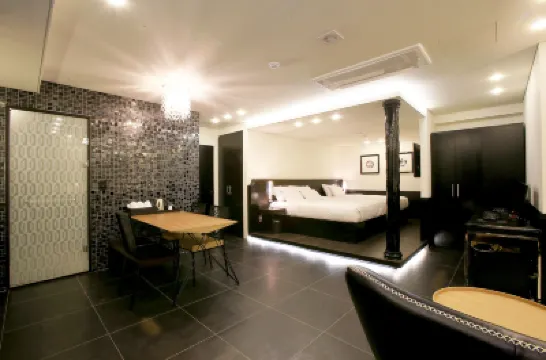 Hotel Lavieen Hotels near Irwon Station