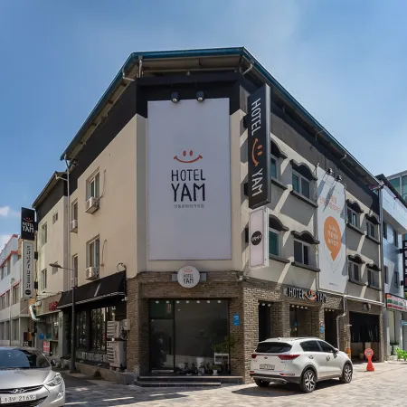 Hotel Yam at Andong cultural street