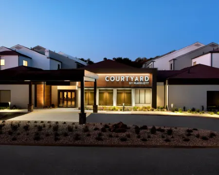 Courtyard New Haven Wallingford Hotels in Wallingford