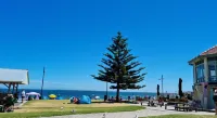 Captains Retreat Apartments and Cottages Hotel di Altona North