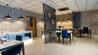 7 Apple Hotel Aurangabad - breakfast