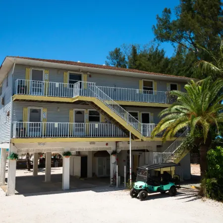 Cedar Cove Resort & Cottages