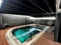 Kiwi Hotel and Apartment
