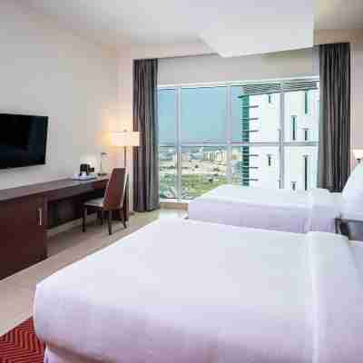 Four Points by Sheraton Sharjah Rooms