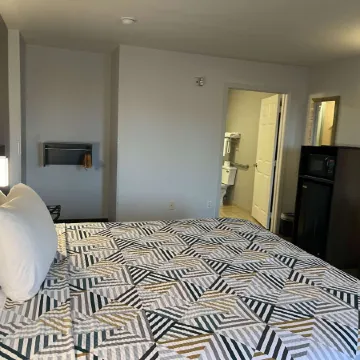 Motel 6 Junction, TX - Llano River