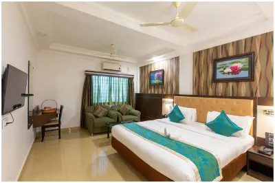 The Grand Krishna Luxury Hotel, Chikmagalur Hotels near Byrapura mountain view