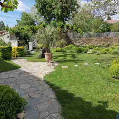 Hôtel La bastide des mûriers Hotel Exterior