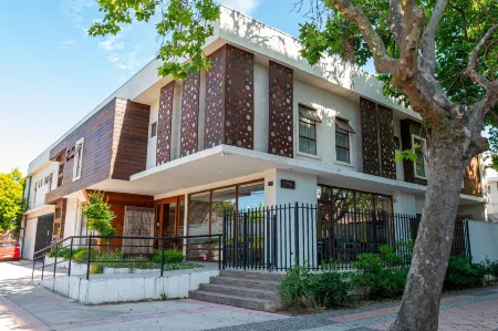 Hotel Madero Talca Отели рядом с достопримечательностью «UB»