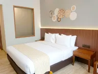 Indo Alam Recreational Resort Hotels near Puncak Pass