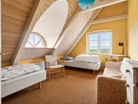 "Herlek" - 450m from the Sea