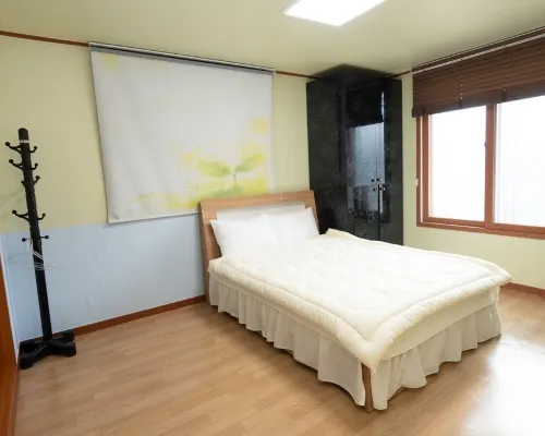 darae pension Hoteles en Hwacheon