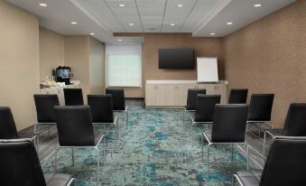 Home2 Suites by Hilton Miami Airport South Blue Lagoon