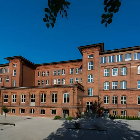 Hotel Volksschule Отели рядом с достопримечательностью «Парк Хаммер»