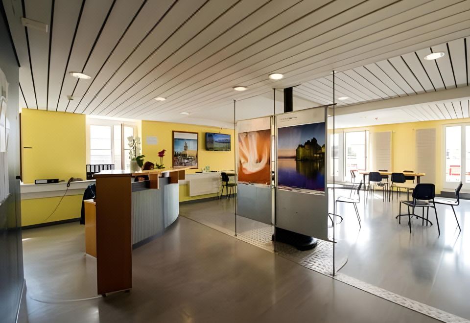Vevey Hotel Interior