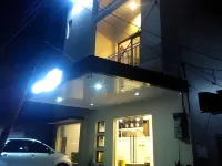 Hotel 88 Parepare Hotel dekat KIOS NONA CAKAR PASAR SUMPANG PARE2