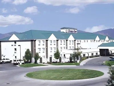 Crystal Inn Hotel & Suites - West Valley City