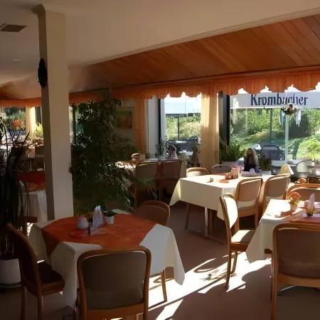 Pension Strohm im Lieth Café