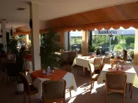 Pension Strohm im Lieth Café - Wifi