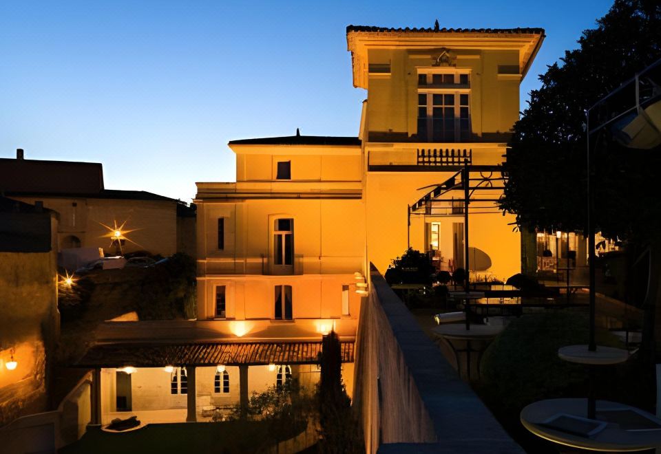 hotel overview picture