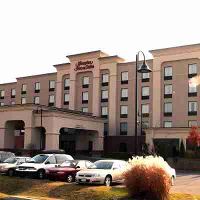 Hampton Inn & Suites by Hilton Laval Hotel Exterior