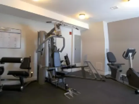 Crescent Suites Hotel Hotels in Waltham