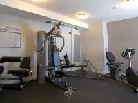 Crescent Suites Hotel Отели в г. Уолтем