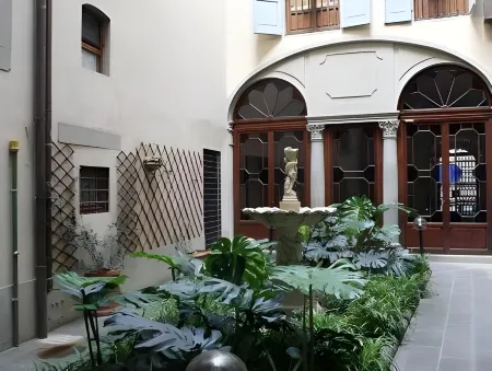 Hotel Burchianti