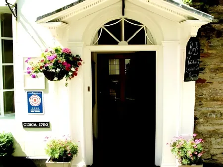 Anzac Street B+Bistro