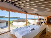 Denpaku the Beachfront Mijora فنادق في أمامي