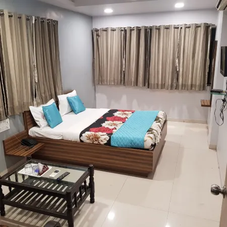Hotel Dhruva-Solapur Pet Friendly