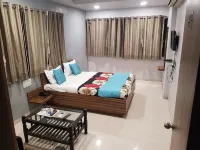 Hotel Dhruva-Solapur Pet Friendly - bar