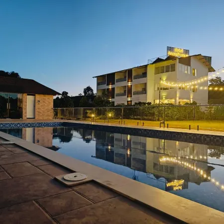 Hotel Amora Premium