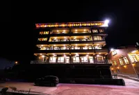 Avulot Mountain Resort Hotel فنادق في Dirlik Mahallesi