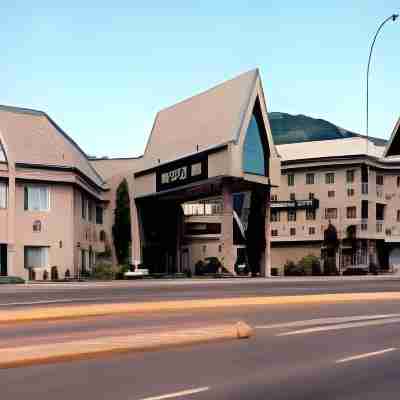 Prestige Hotel Vernon Hotel Exterior