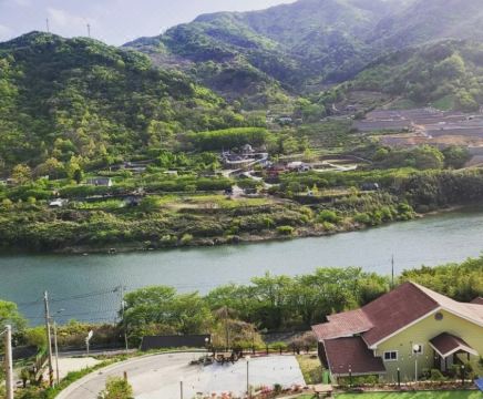 펜션 내부 전경