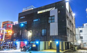 Goseong Baebul Agit Pension