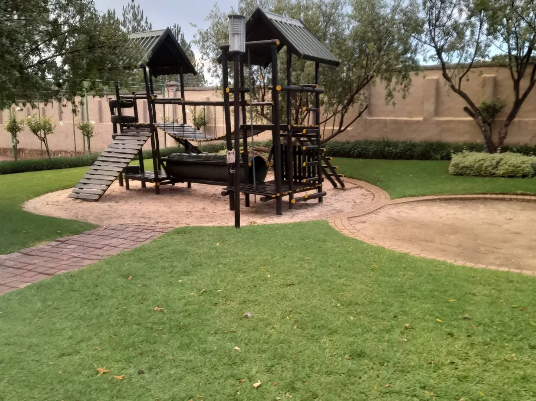 Quiet, Very Specious Apartment In Dainfern - Midrand