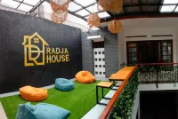 Radja House Cipaku Indah