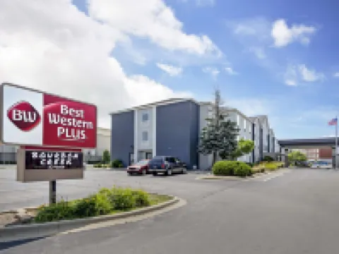 Best Western Plus Bourbonnais Hotel  Suites Hotels in Bradley