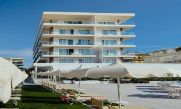 Hotel Galassia Suites & Spa