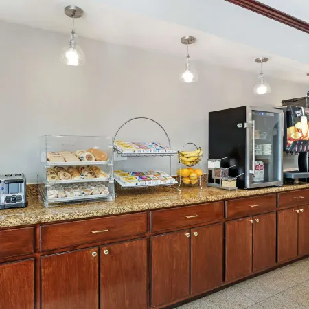 Best Western Plus Blue Angel Inn