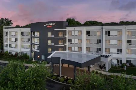 Courtyard Philadelphia Bensalem Отели в г. Бенсалем